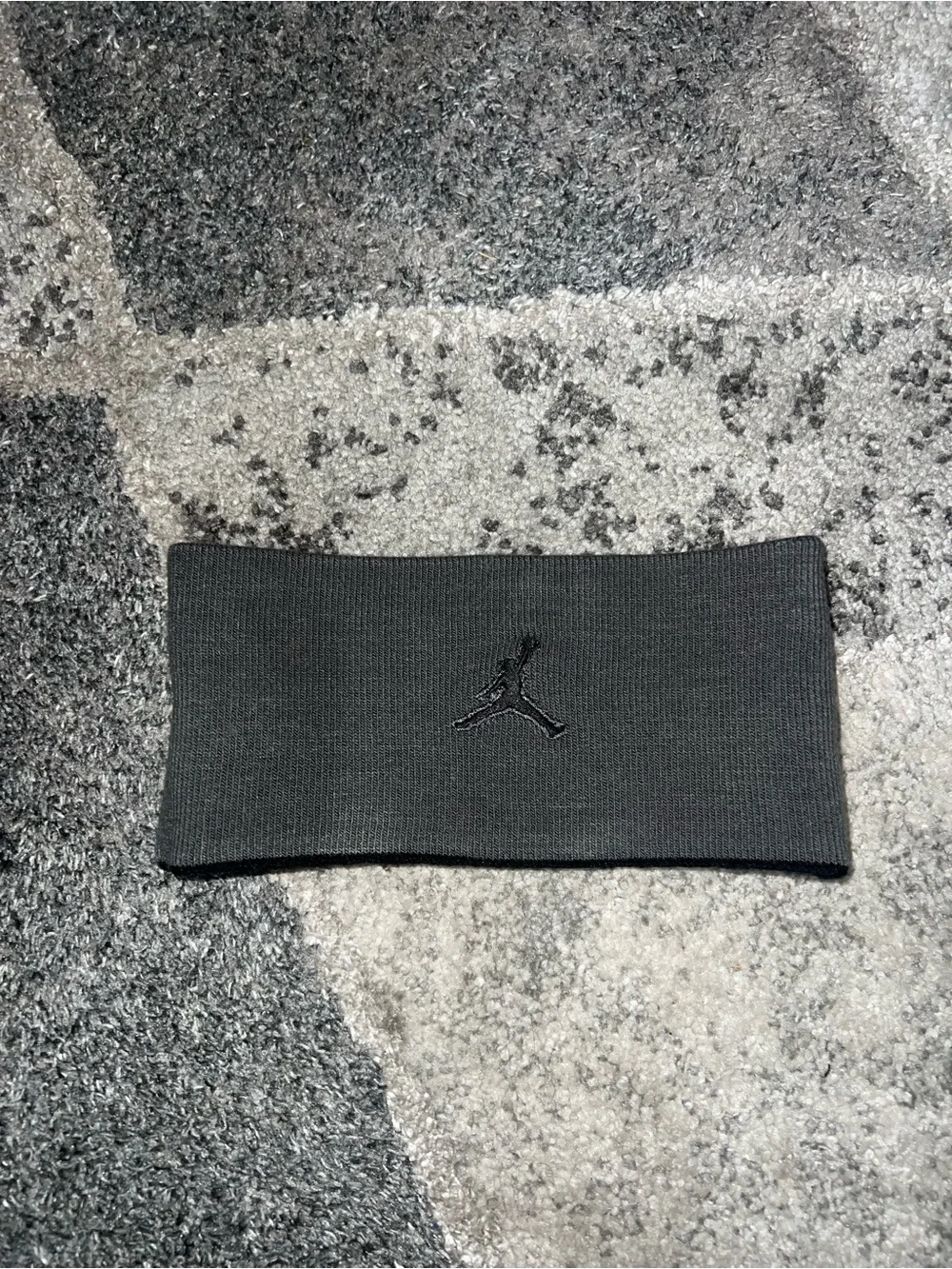 Jordan Knit Reversible Hairband featuring a grey knit 